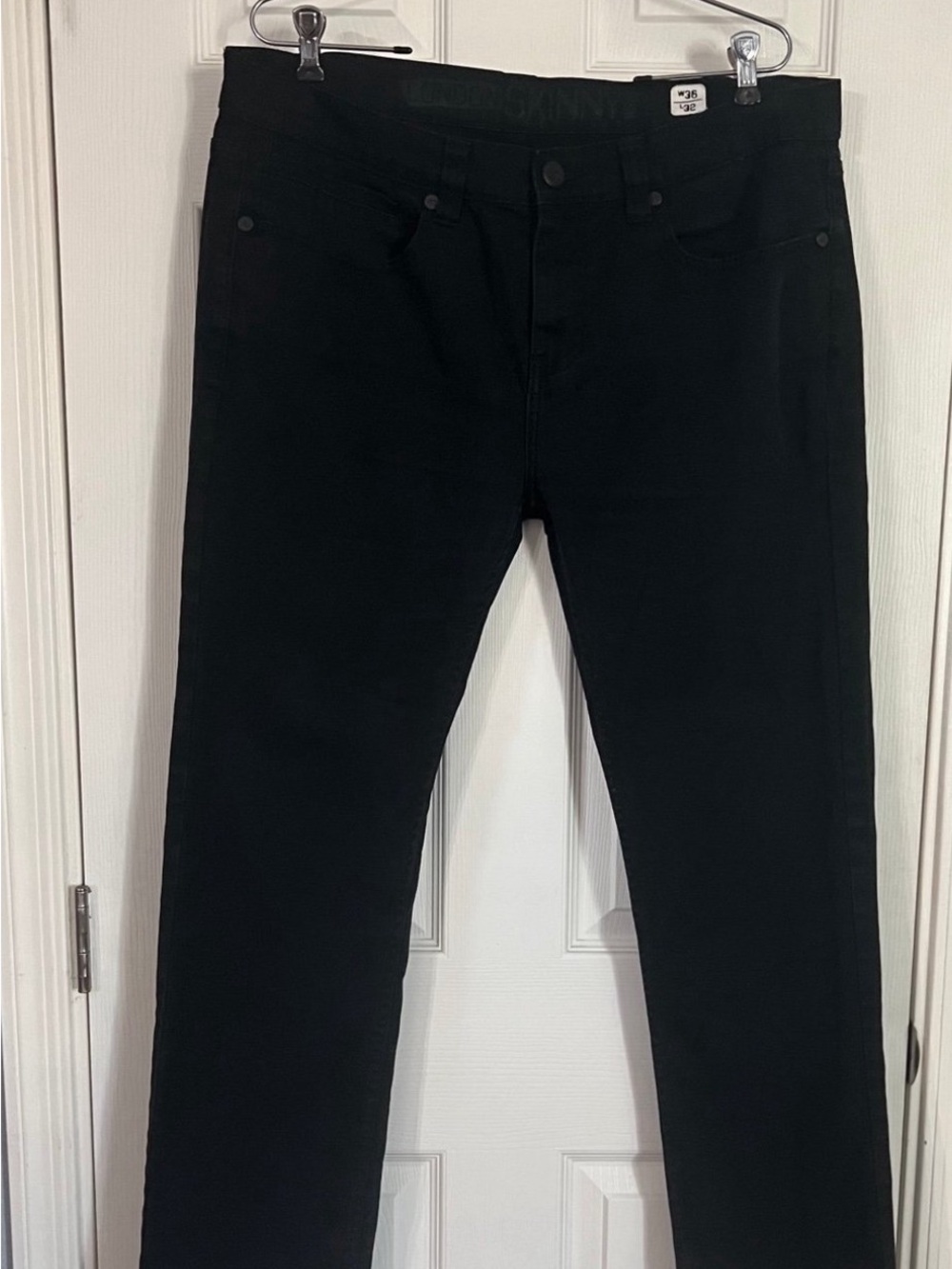 LONDONJEAN Men's Slim Straight Black Jeans
